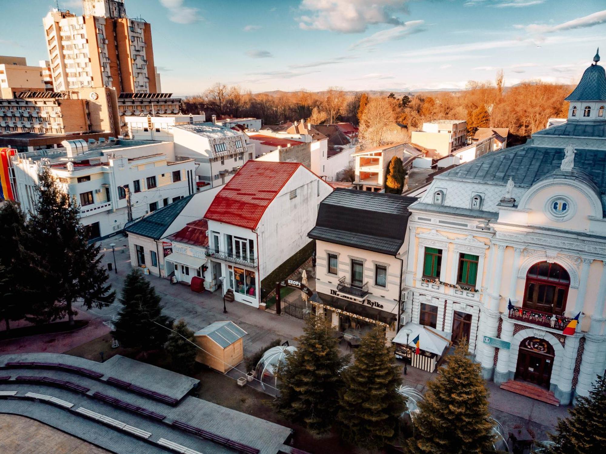 Pensiunea Infinity Târgu Jiu Exteriér fotografie